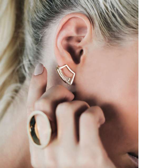 Holmes Sugar Earrings in Diamonds