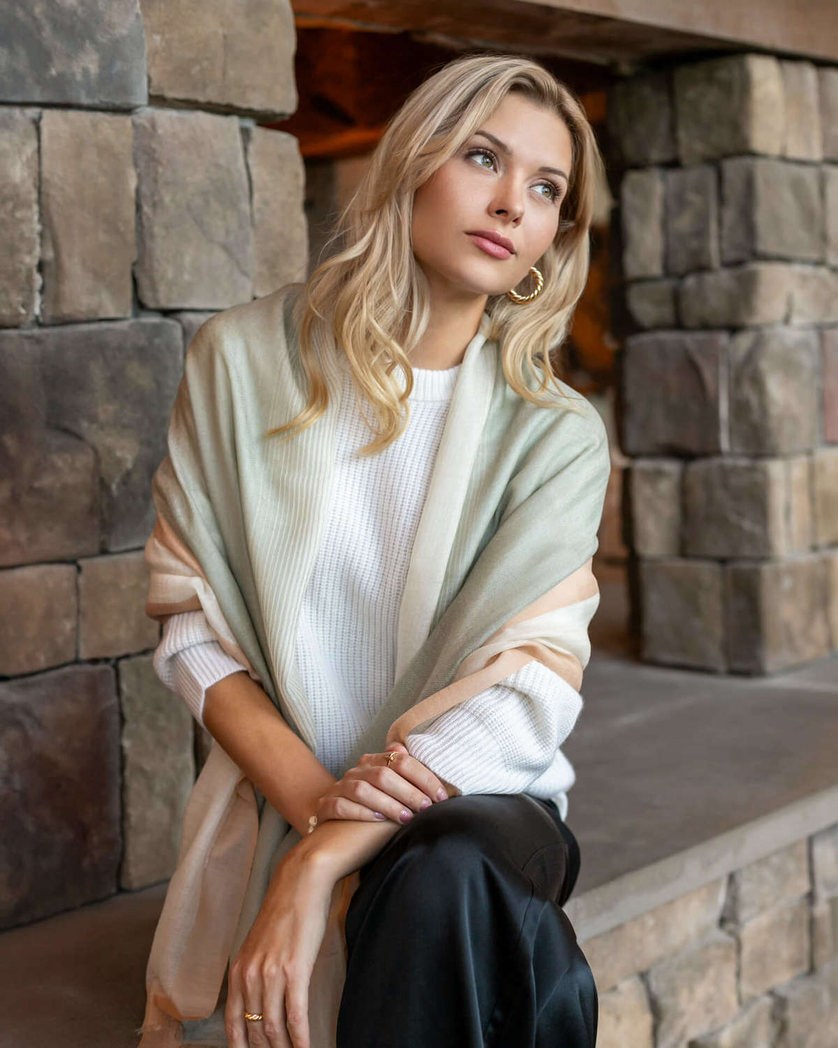 Aria Lightweight Cashmere Scarf - Sage Green / Peach