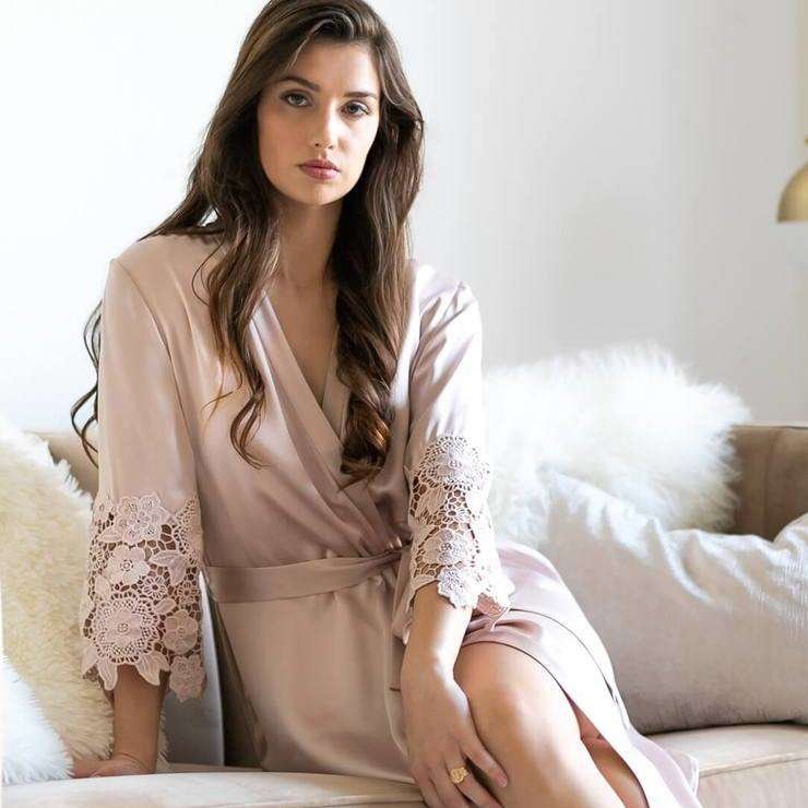 RAVELLA - Luxury Silk Pajamas & Robes