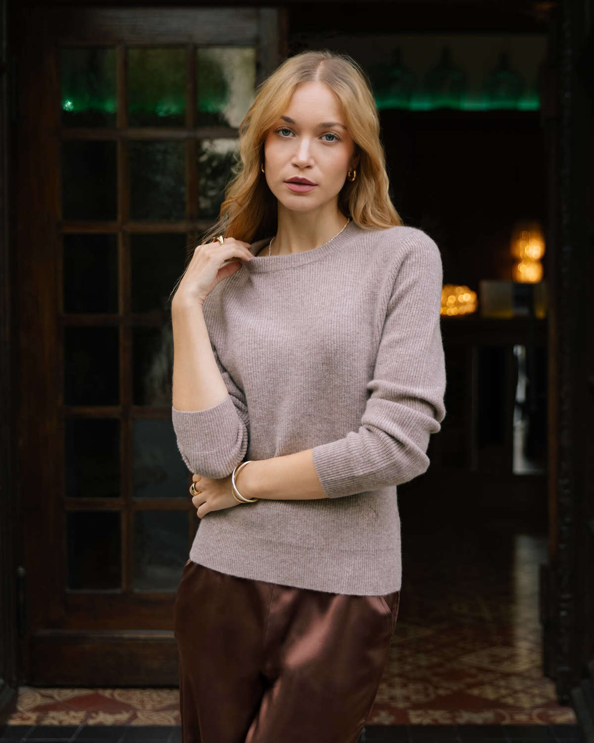 Camilla Luxe Cashmere Sweater - Almond Amaretti