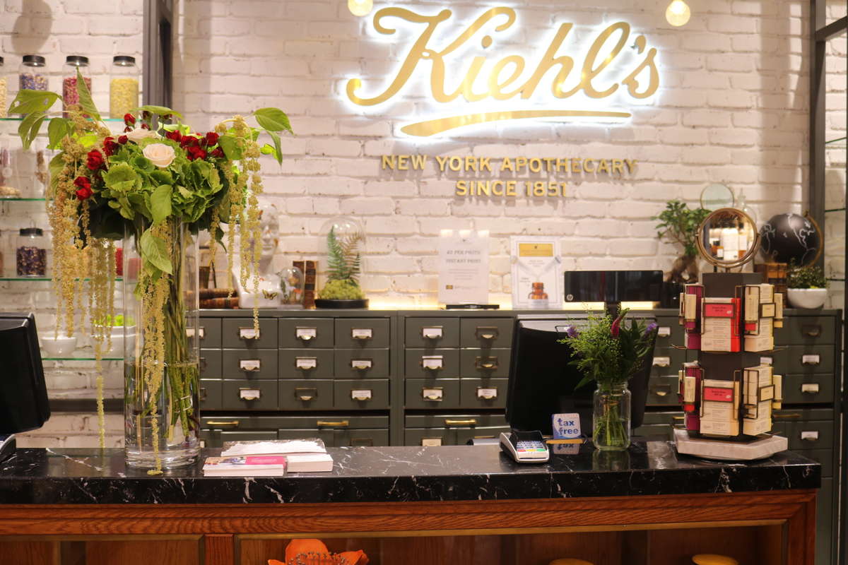 kiehls_corporate_flowers kiehls_corporate_flowers