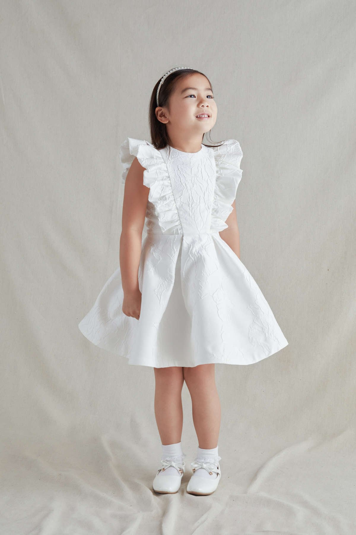 Buy Wedding Classic V-neck Flower Girl Dress Floor Length Junior Bridesmaid  Outfit Simple Elegant First Communion Confirmation Light Ivory GRACE Online  in India - Etsy
