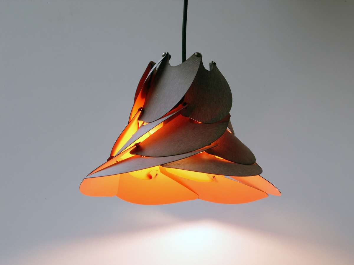 Bloom-Lamp-Flora-Acesa-Laranja-Tulipa Bloom-Lamp-Flora-Acesa-Laranja-Tulipa