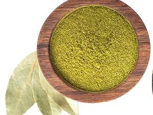 aromatic bay leaf powder finely ground cooking spice natural seasoning herbs