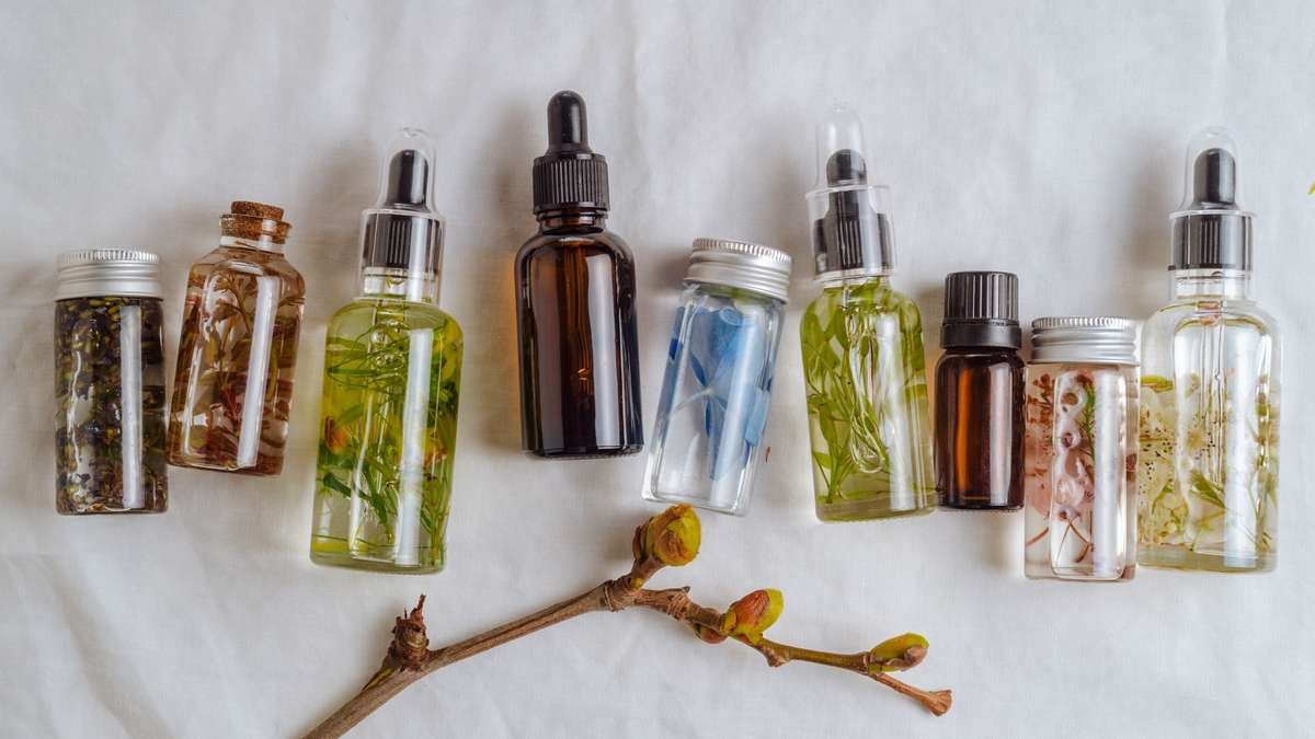 Choose the Right Essential Oils for Steam Hair