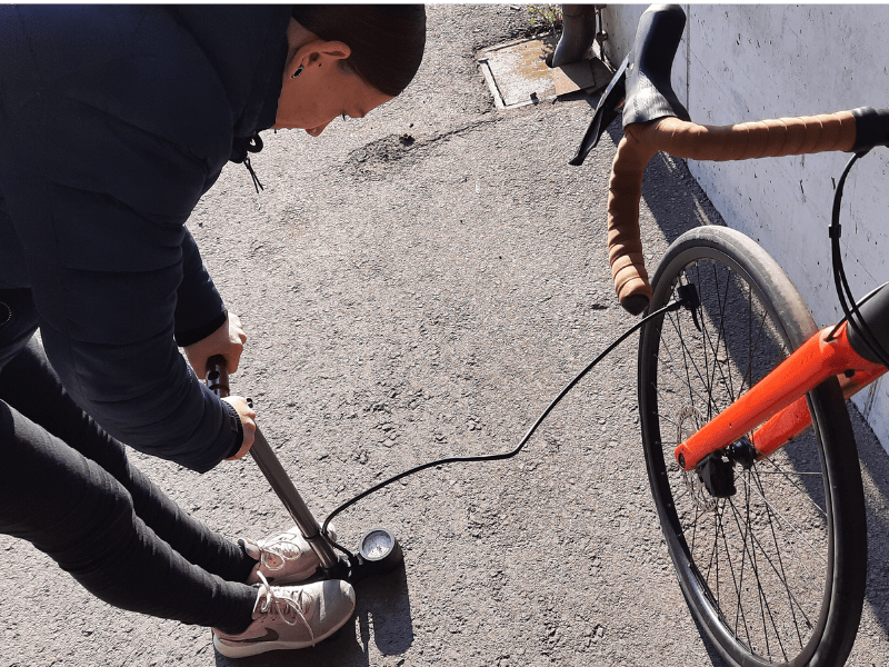 Fahrrad Standpumpe SPEEDY, 110 cm Schlauch, starke Pumpleistung