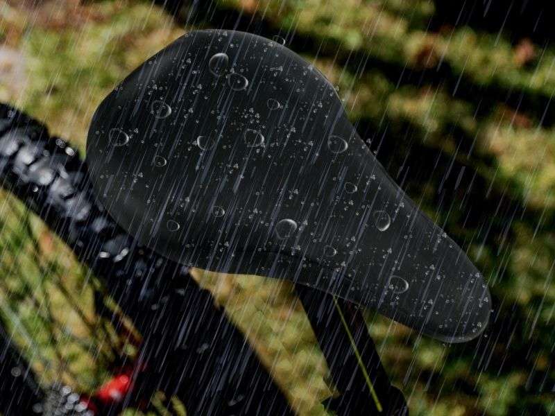 Wasserdichter Sattelbezug für jeden Fahrradsattel.