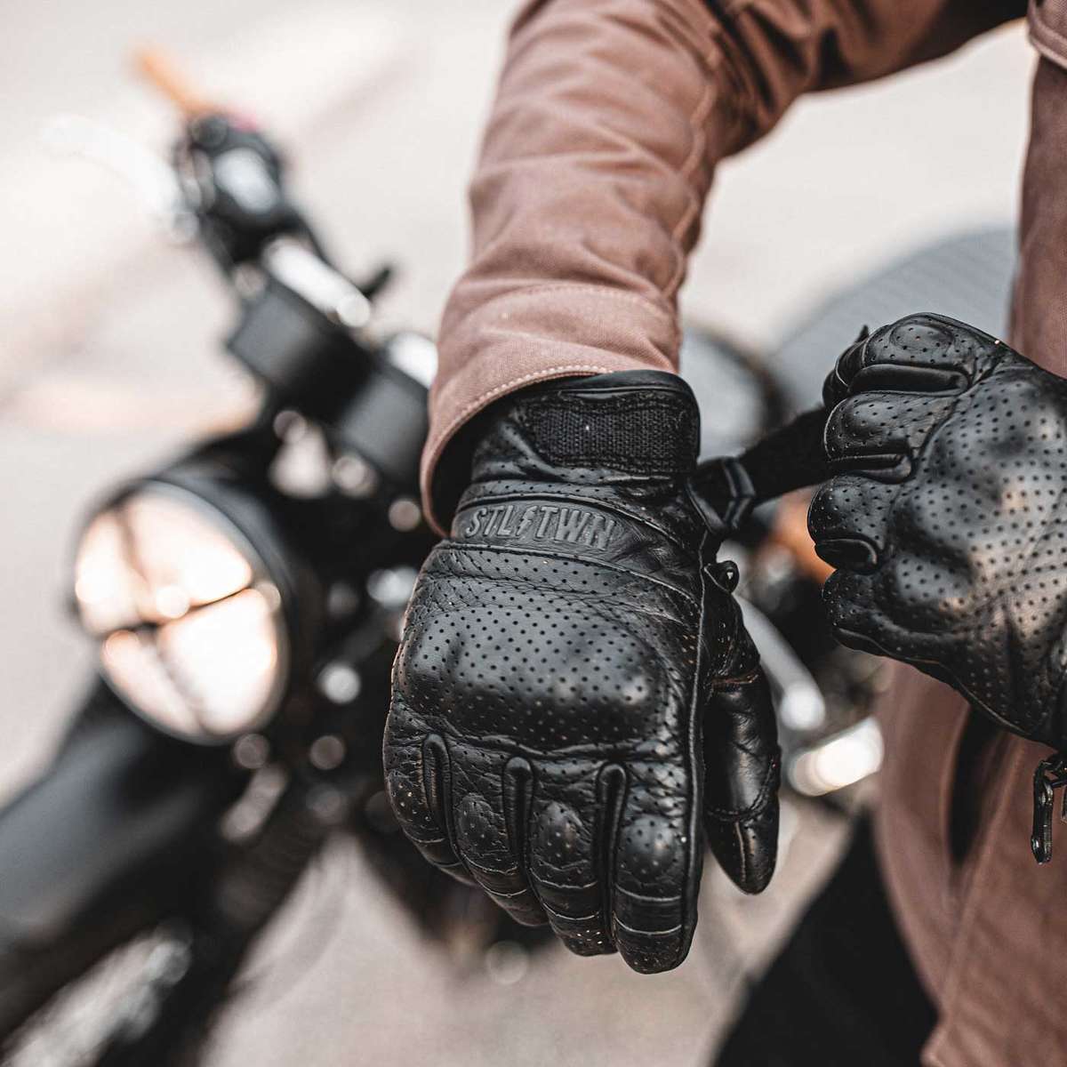 Leather on sale motorcycle gloves