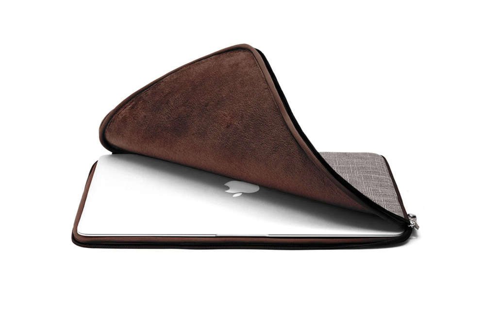 MacBook Pro Touch Bar Hülle Mamba Sleeve von booq