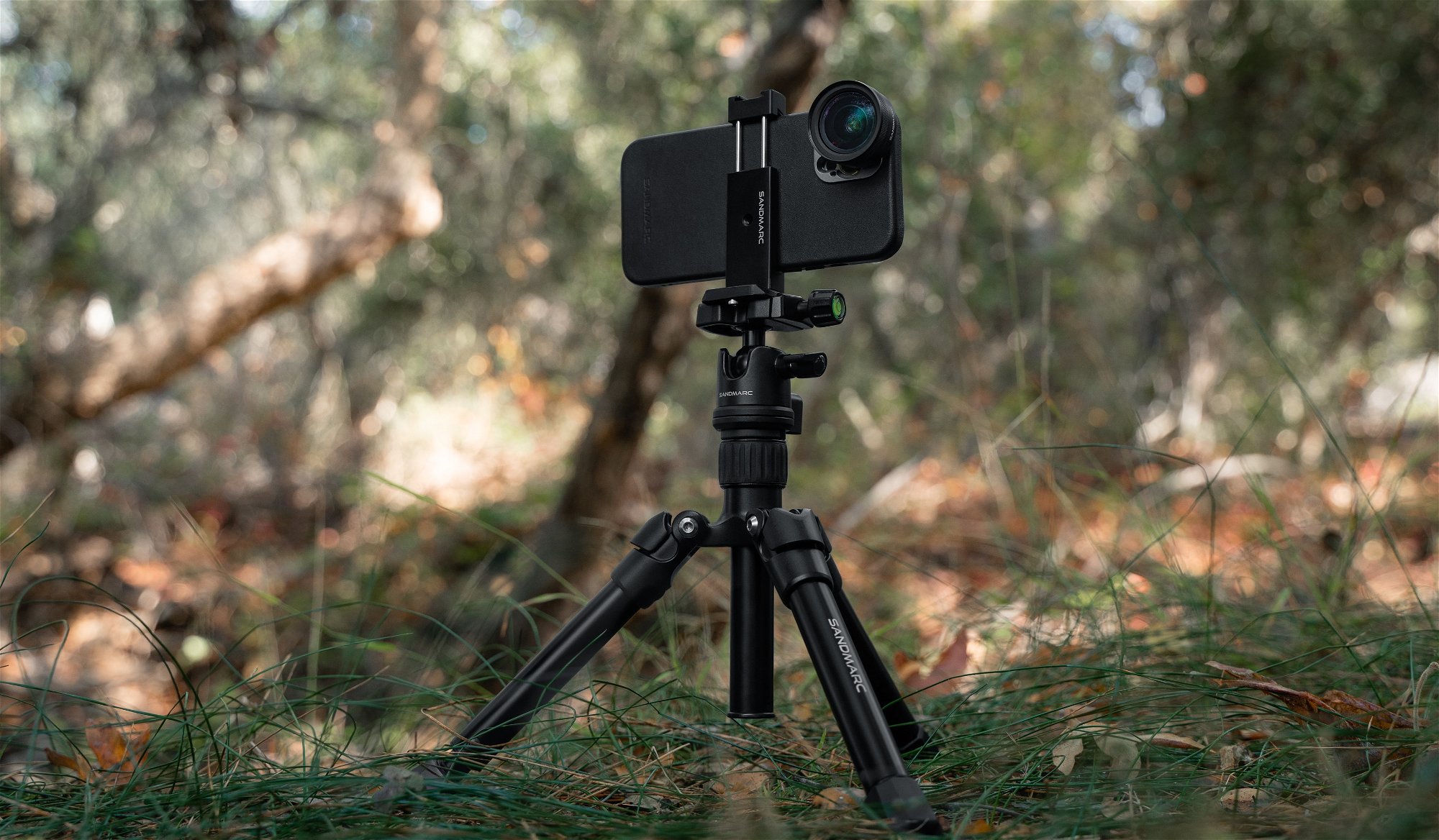 Sandmarc's New Carbon Fiber Tripod is Made Specifically for iPhone