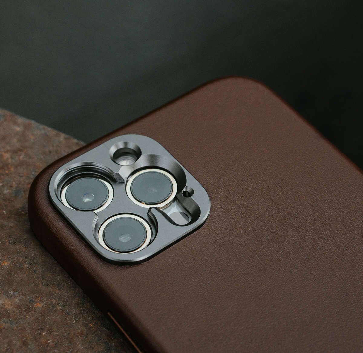 non apple leather case with MagSafe, saddle brown for iPhone