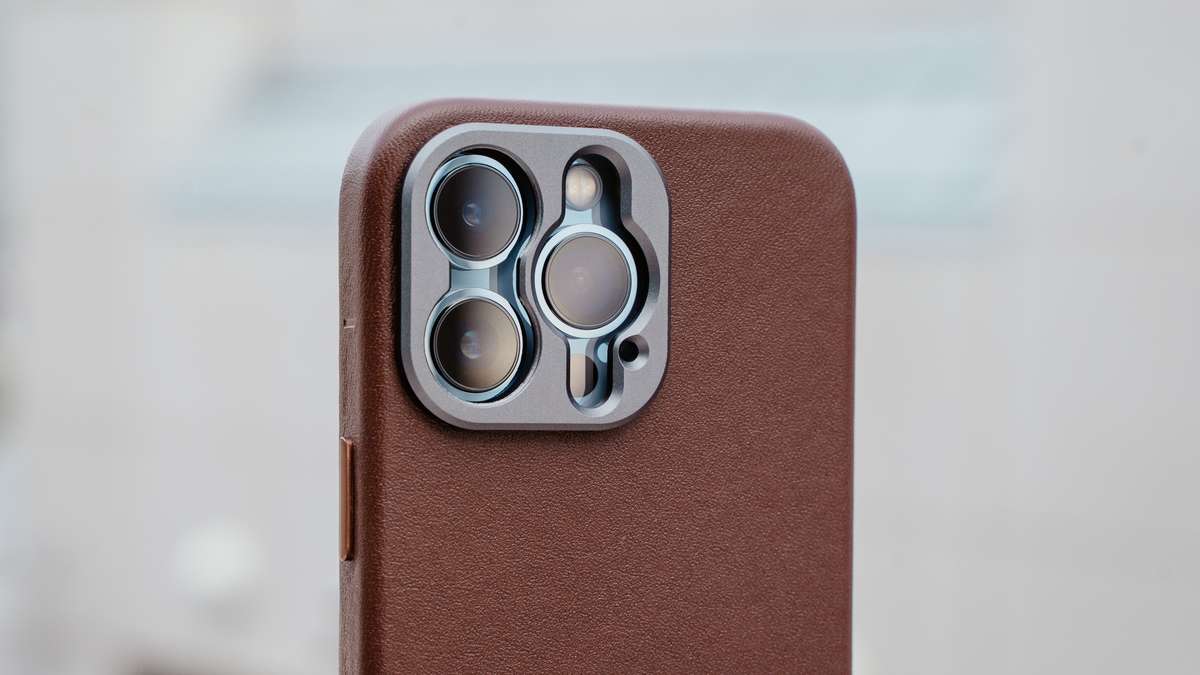 iphone 13 pro leather cases