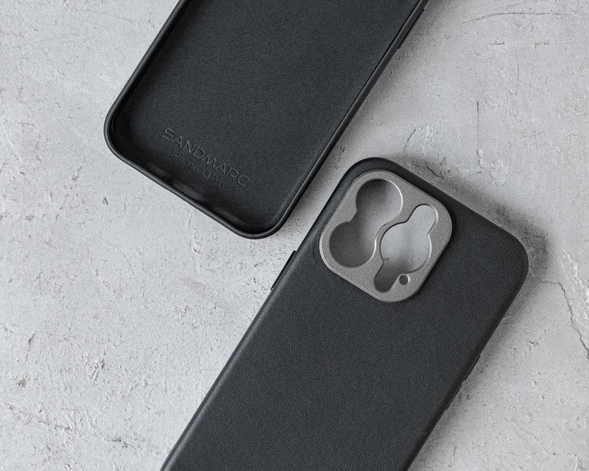 SANDMARCs leather iPhone Pro cases