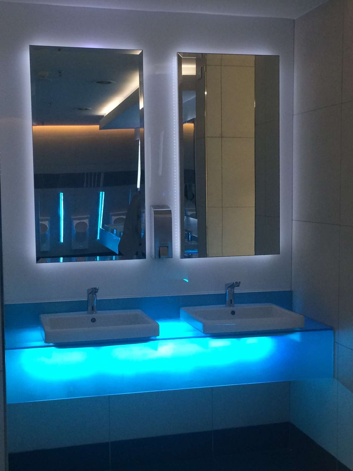 Bathroom LED Lighting Schemes