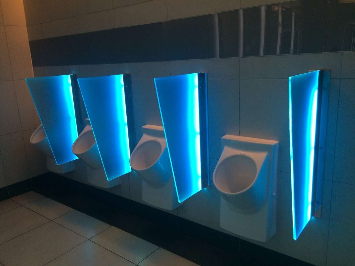restaurant bathroom design 