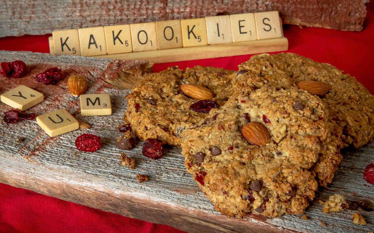 Kakookies starts a small business