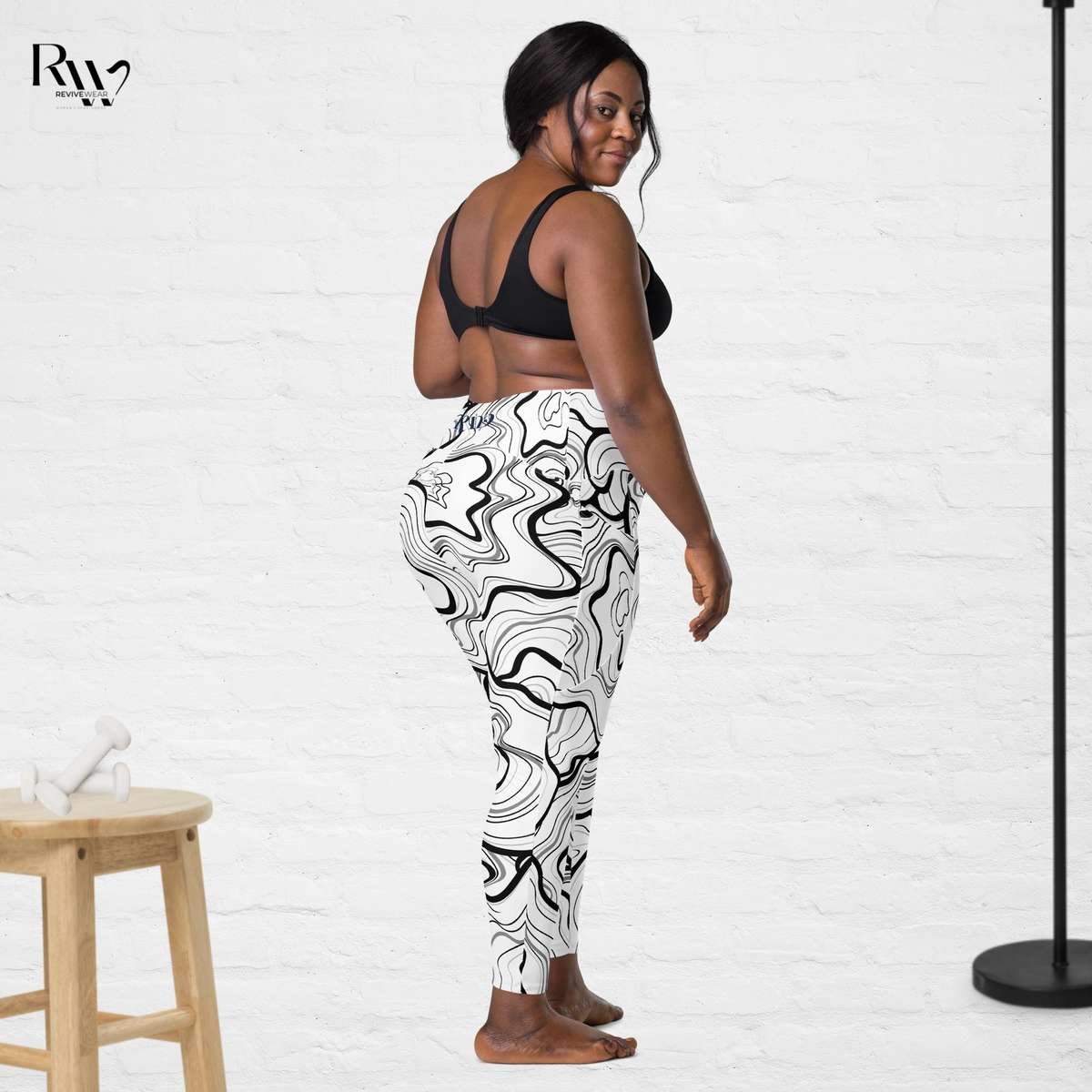Fitness Leggings with Phone Pocket in Plus sizes