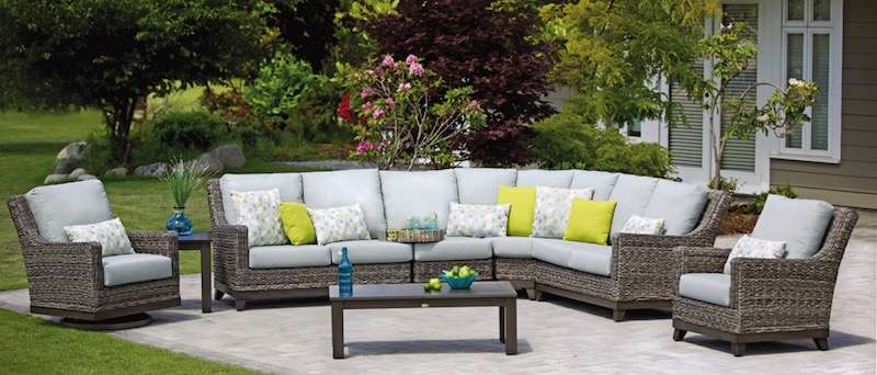 Boston Wicker Patio Round Sofa