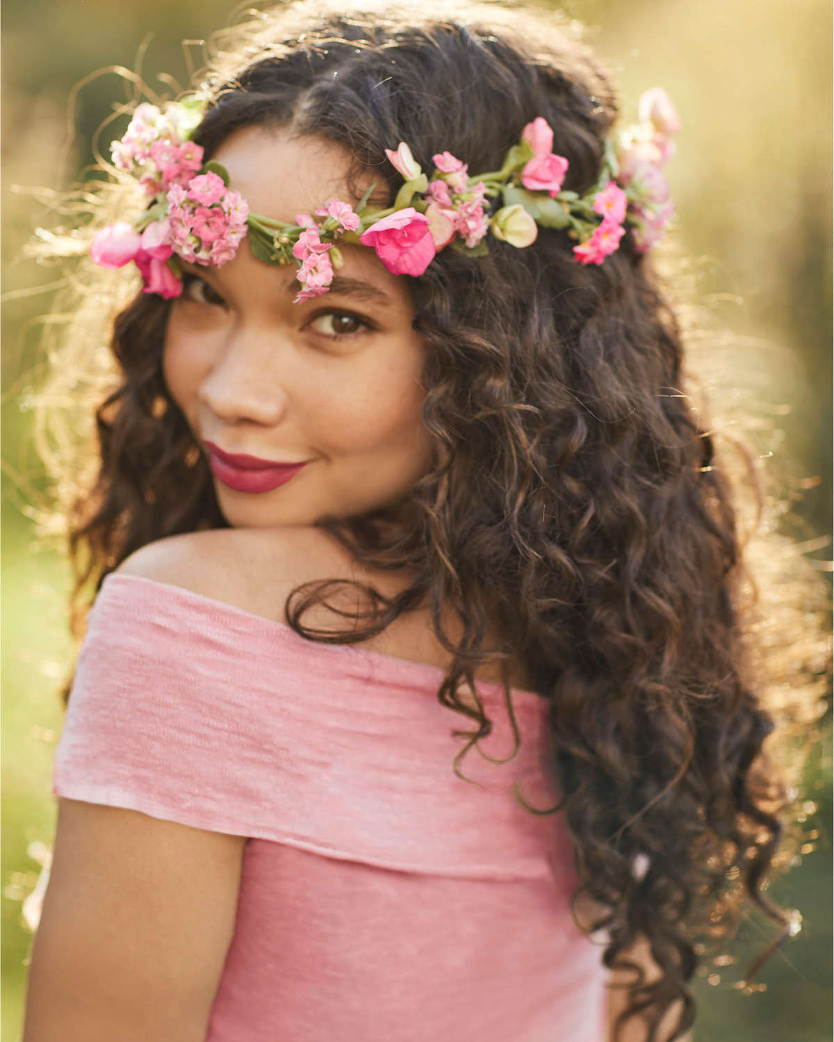 Rosy Glow fragrance Rosy Glow fragrance scent persona. She lights up a room with her infectious charm. Rosy Glow fragrance Rosy Glow fragrance scent persona. She lights up a room with her infectious charm.