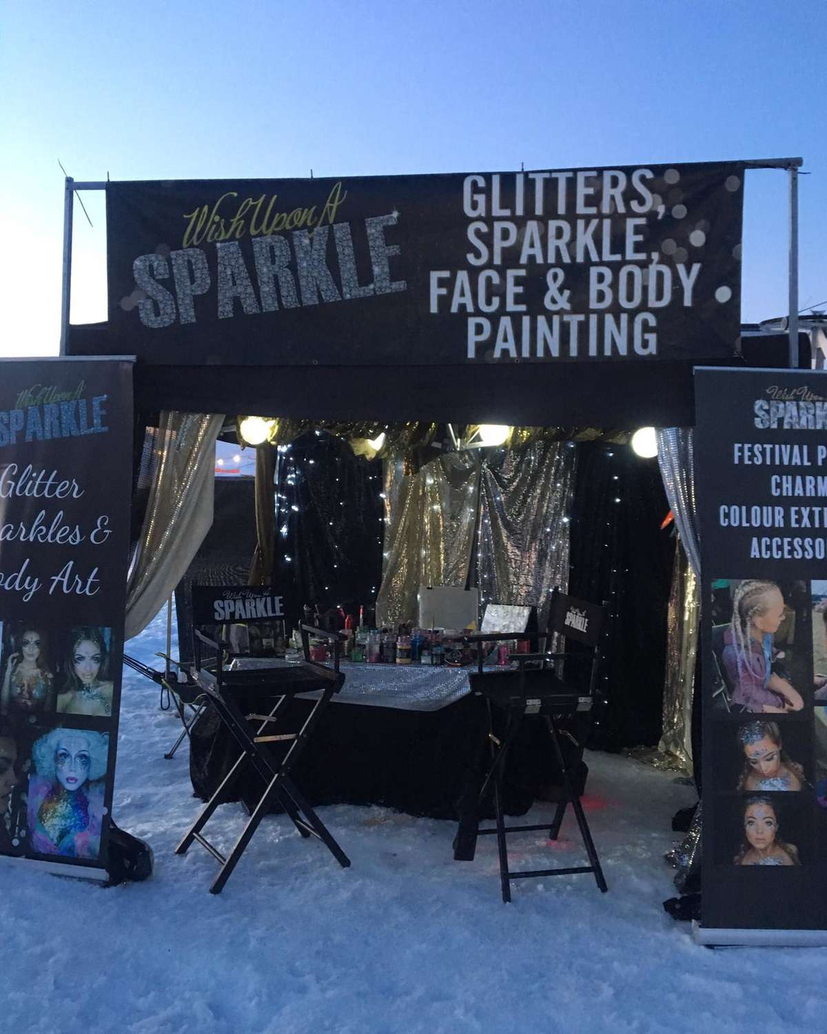 Build Your Own Festival Glitter Stand - Projekt Glitter