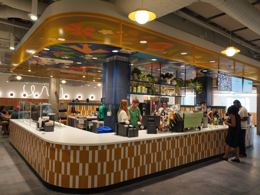 image of Emory's Honolulu Coffee interior