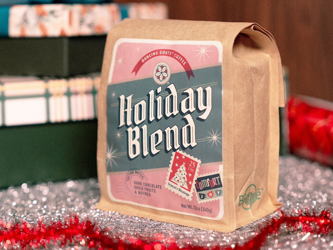 image of holiday blend coffee bag 12oz with ribbon