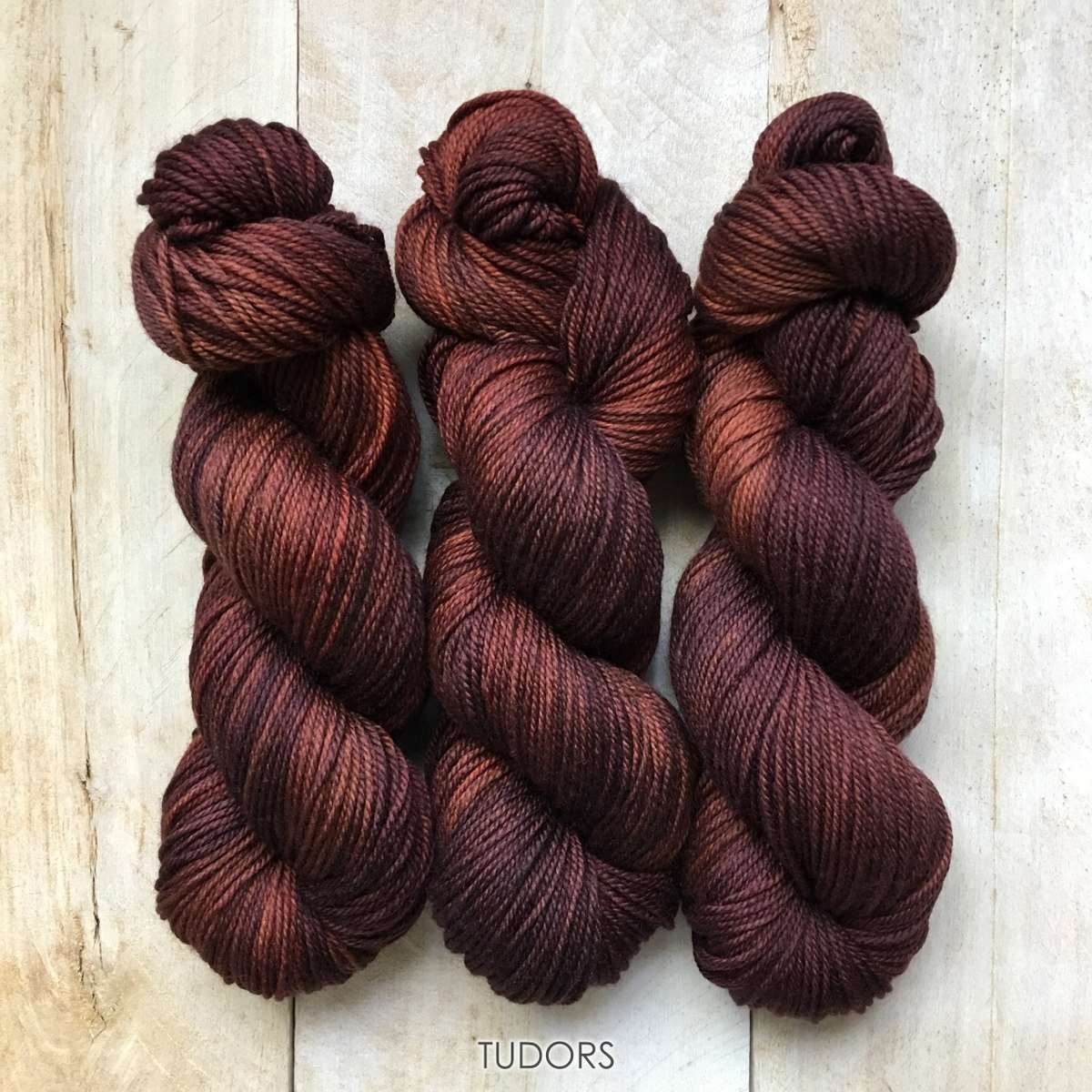 Hand-dyed yarn Louise Robert Tudors