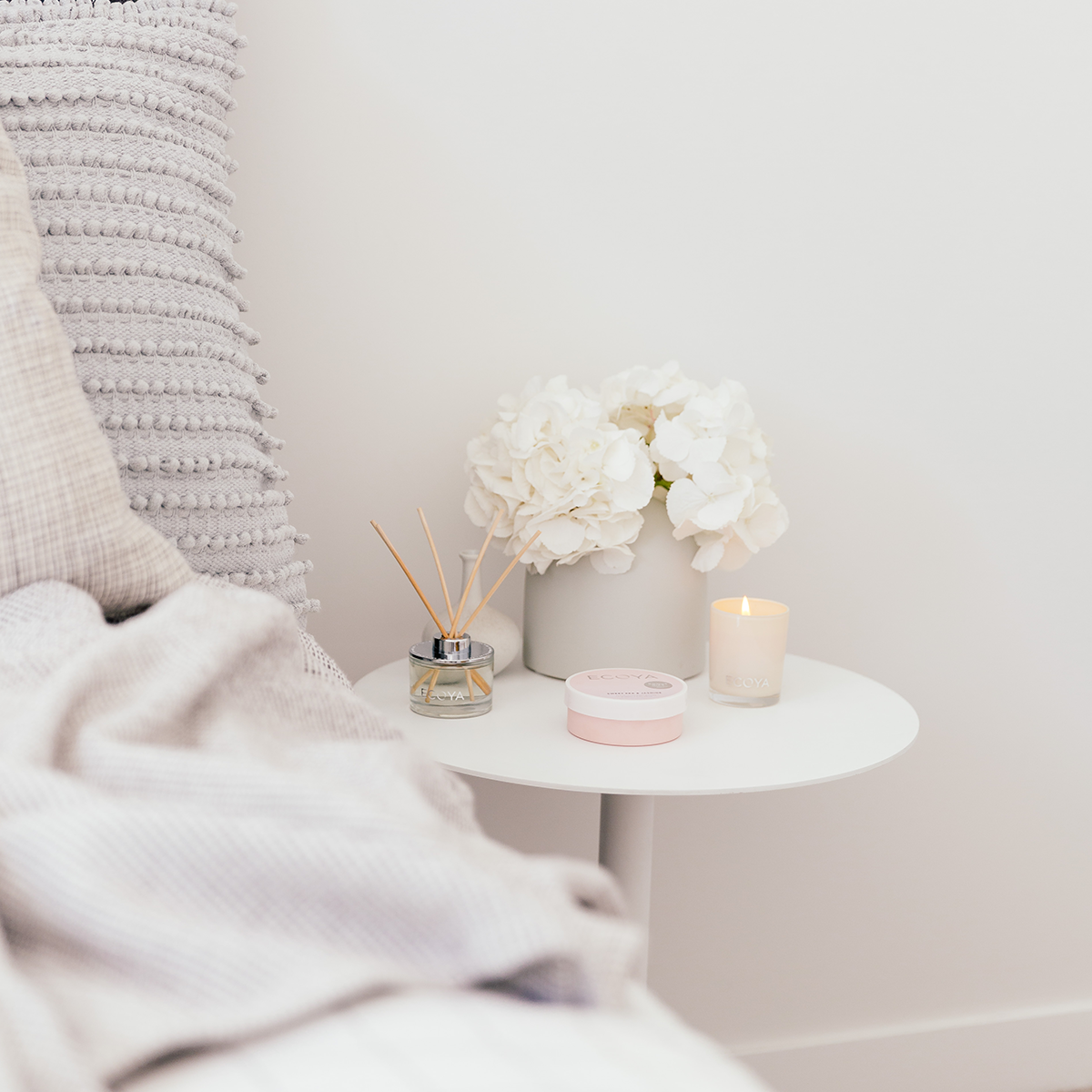 Peach Blossom & Rosewood Maisy Jar Peach Blossom & Rosewood Maisy Jar
