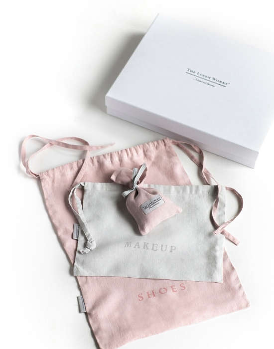 https://thelinenworks.co.uk/pages/gifts-for-her https://thelinenworks.co.uk/pages/gifts-for-her